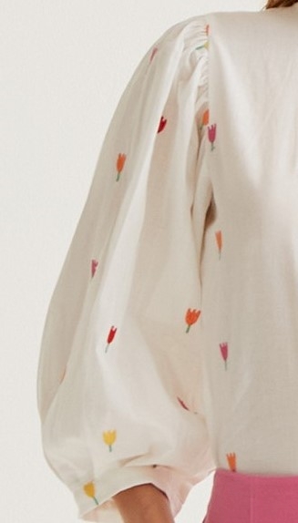 Blusa tulipanes bordados 