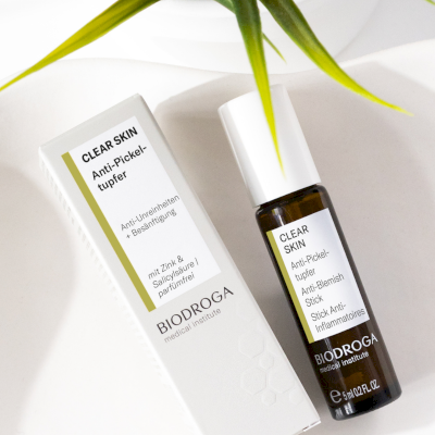 - STICK ANTI IMPUREZAS/ ANTI BLEMISH.